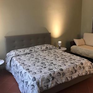 Villa Domus Salento Suites & Rooms Con Parcheggio Privato In Loco